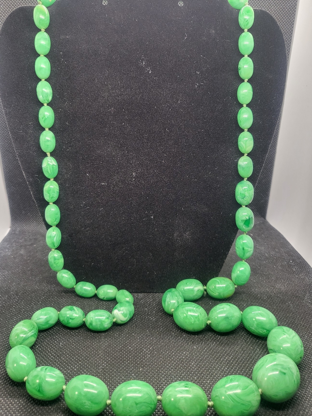 Vintage 36" Kenneth Jay Lane Emerald Green Resin Graduated Bead Necklace